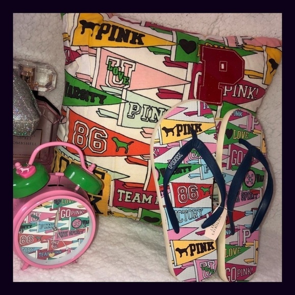 Victoria’s Secret Pink Flag Alarm Clock Throw Pillow Flip Flops Set - Picture 2 of 9